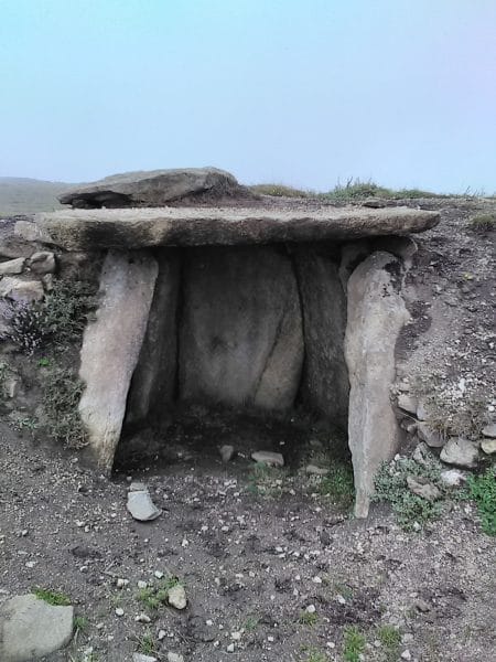 Portugal : tumulus dans le parc de Peneda - Gerês